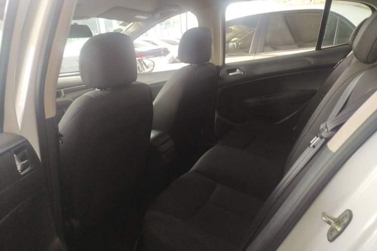 Used Peugeot 308 2014 Enjoy Edition Classic 1.6L Manual YouShang Model