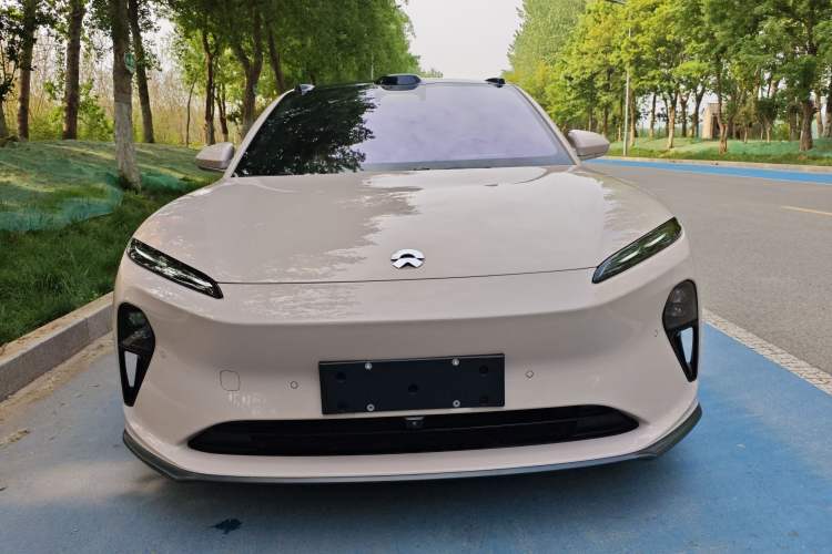 Used Nio ET5 2024 75 kWh Front