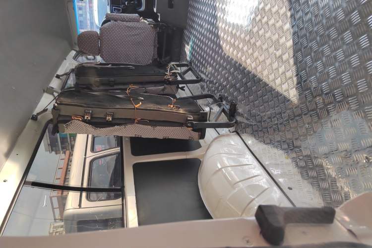 Used Jinbei Hiace King 2021 2.0L City Transport King Series Comfortable High-Roof 6-Seater 1TZS
