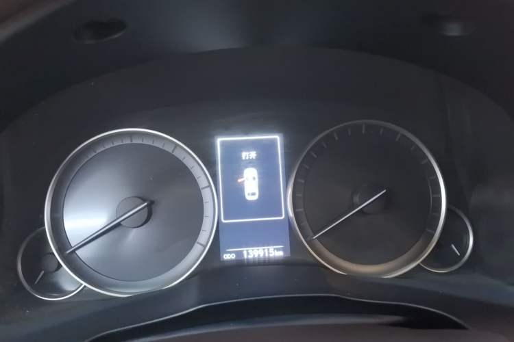 Used Lexus ES 2016 200 Midnight Special Limited Edition
