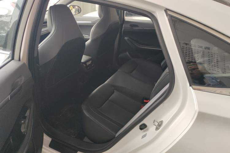 Used CHANGAN Ruicheng PLUS 2023 1.5T DCT Prestige Edition Interior 3