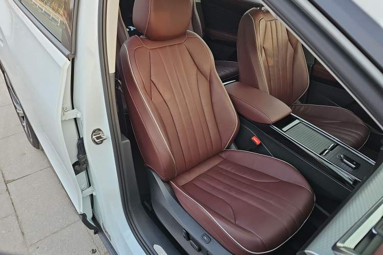 Used Volkswagen ID.6 X 2022 Kinergy Four-Wheel Drive Edition