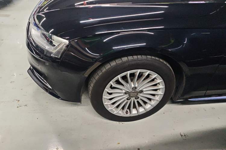 Used Audi A4L 2016 35 TFSI Automatic Comfort Model Exterior 2