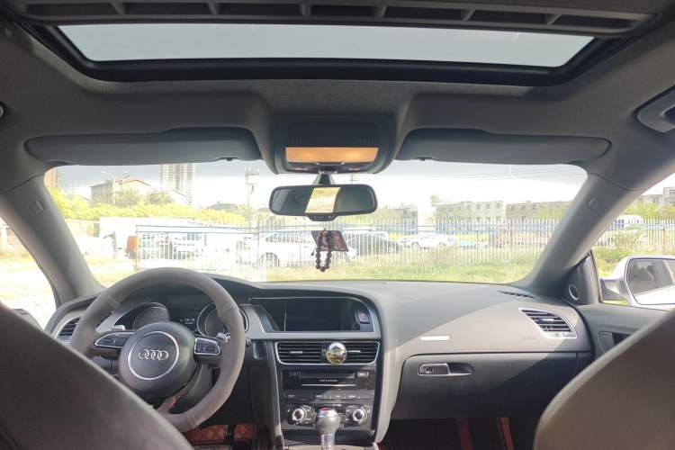 Used Audi S5 2012 S5 3.0T Sportback Interior 3