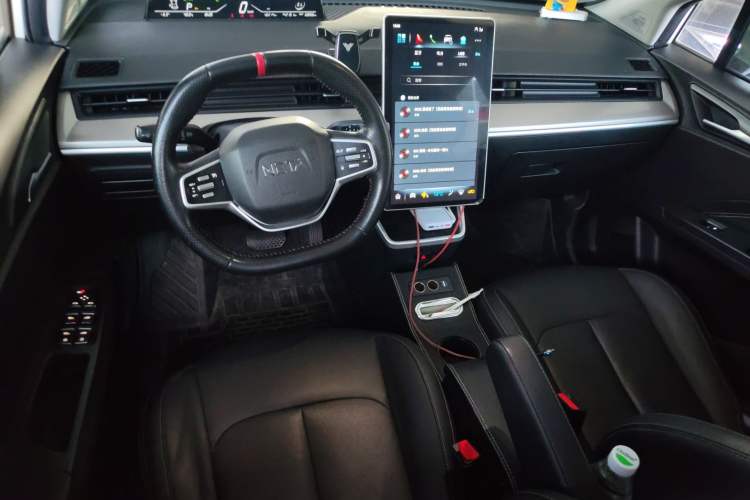 Used NETA V 2021 Long-Range Entertainment Edition Upgrade Model