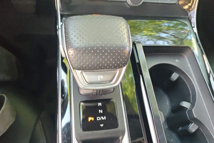 Used Roewe RX5 MAX 2019 300TGI Automatic 4G Connect Luxury Edition
