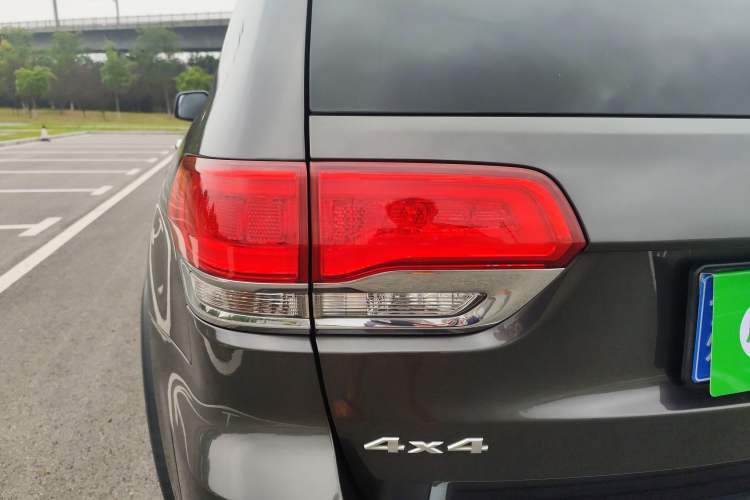 Used Jeep Grand Cherokee 2015 3.0L Comfort Navigation Edition