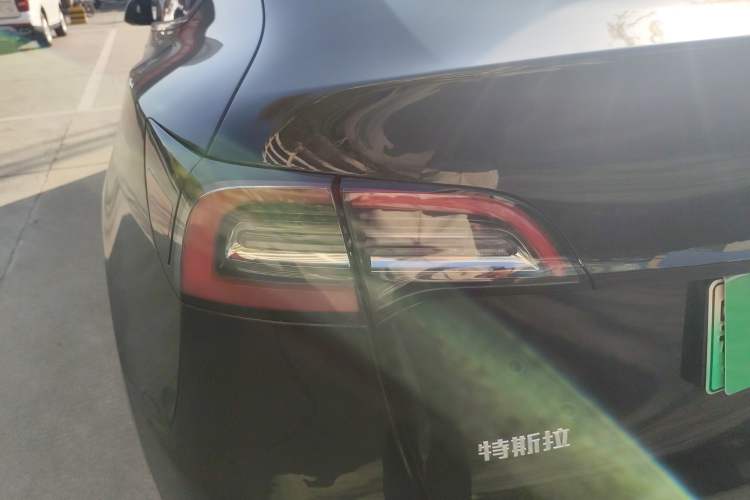 Used Tesla Model Y 2021 Standard Range Rear-Wheel Drive Version