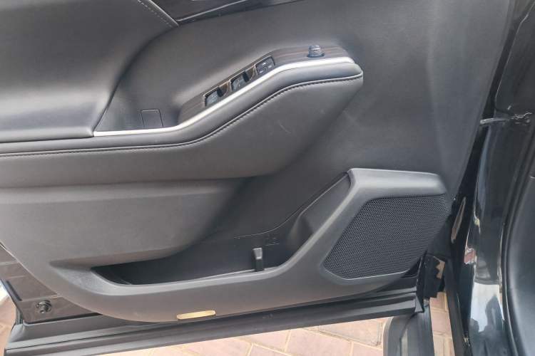 Used Toyota Highlander 2022 Dual-Engine 2.5L Four-Wheel Drive Prestige Version 7 Seats