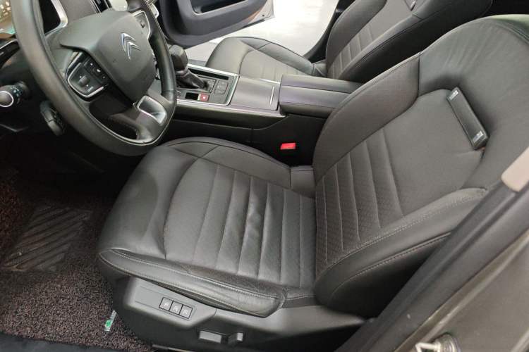 Used Citroen C6 2017 Revised Version 380THP Luxury Edition