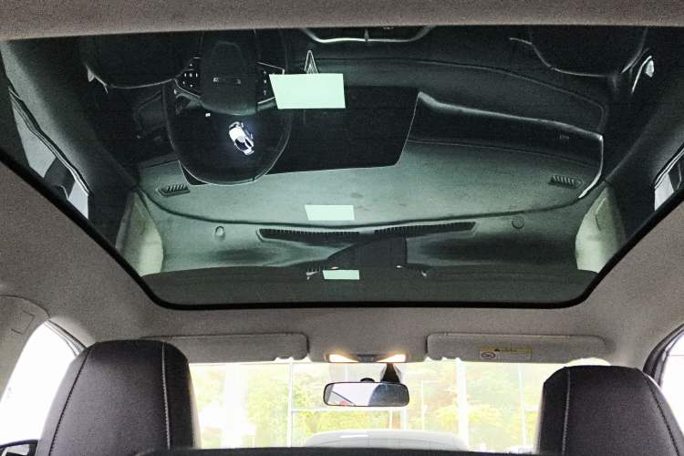 Used Venucia V 2021 260T Idol Edition