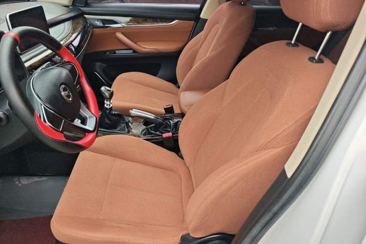 Used Hanteng X7 2016 1.5T Manual Fashion Edition