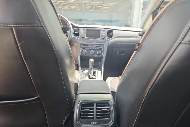 Used Volkswagen Golf Sportsvan 2016 230TSI Automatic Trend Edition