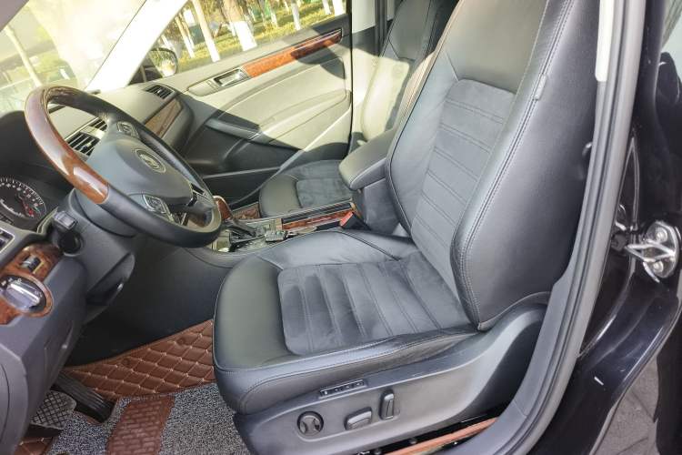 Used Volkswagen Passat 2013 2.0 TSI DSG Ultimate Edition