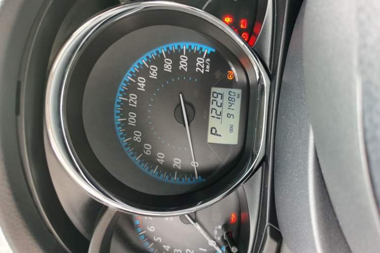 Used Toyota YARiS L Zhi Xuan 2016 Revised 1.5E CVT Charming Edition
