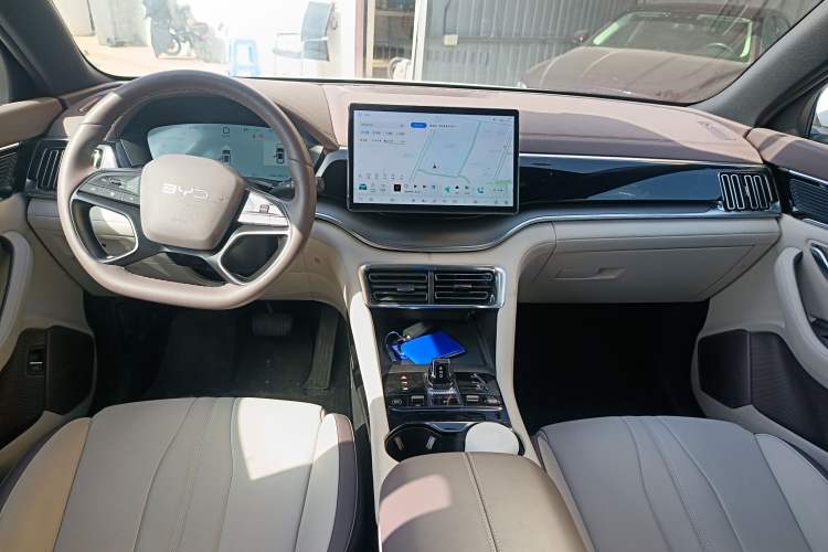 Used BYD Song PLUS New Energy 2025 DM-i Intelligent Driving 112KM Prestige Model
