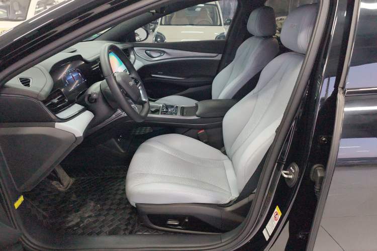 Used BYD Seal 2023 DM-i 1.5L 121km Elite Model