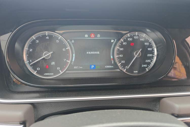 Used GAC Trumpchi M6 2019 270T DCT Luxury Edition (7-seater) China VI Odometer Close Up