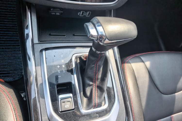 Used BAIC Beijing X5 2019 1.5T CVT Elite Version China VI
