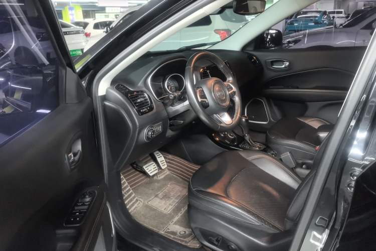 Used Jeep Compass 2017 200T Automatic Prestige Four-Wheel Drive Edition Driver Seat