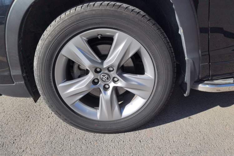 Used Toyota Highlander 2018 2.0T Two-Wheel Drive Prestige Edition 7 Seats China VI Standard