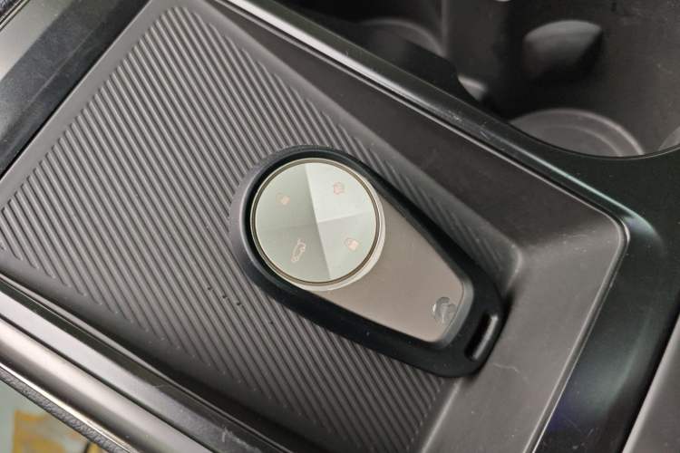 Used Nio ES8 2020 450 km Range 7-Seater Version
