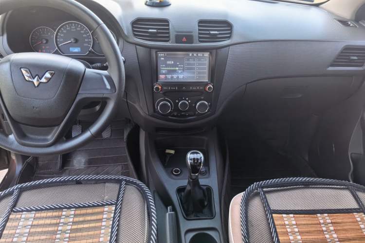 Used Wuling Hongguang 2016 1.5L Restyled S Comfort Version