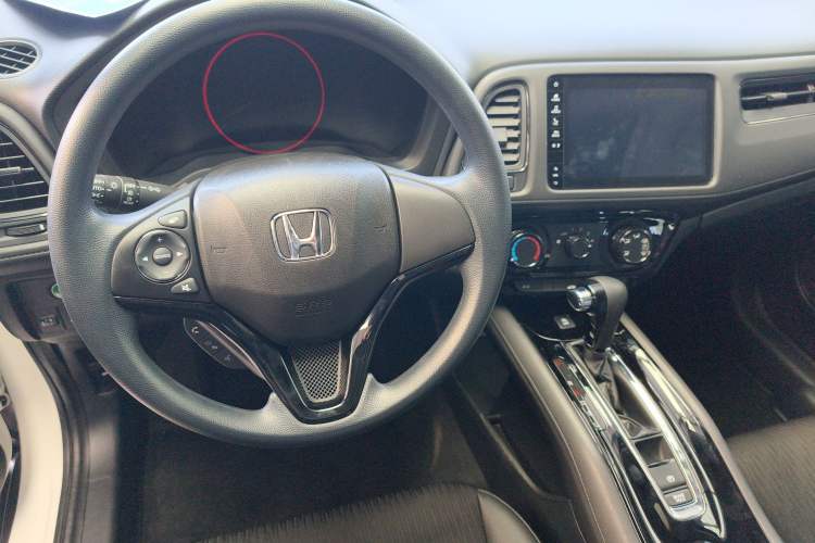 Used Honda Vezel 2020 1.5L CVT Pioneer Edition
