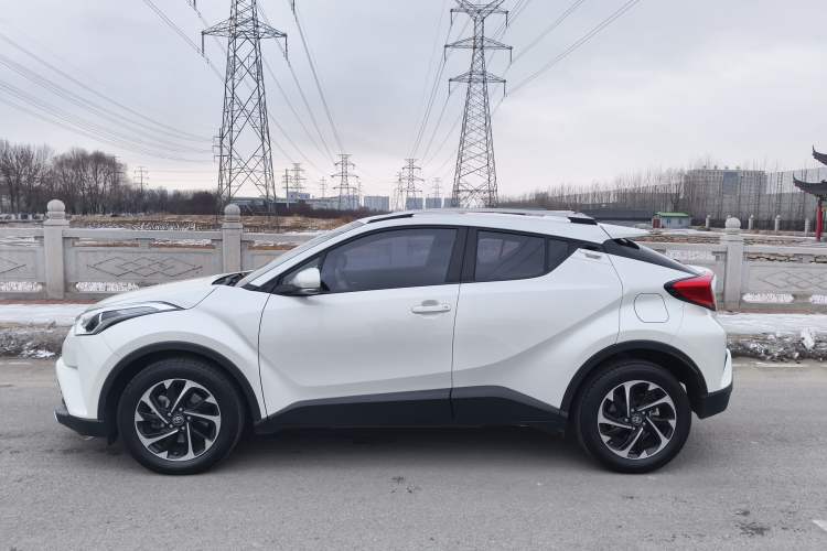 Used Toyota IZOA 2021 2.0L Yichi SPORT