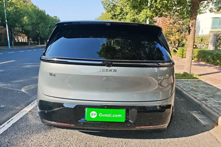Used Zeekr MIX 2025 Intelligent Driving Version
