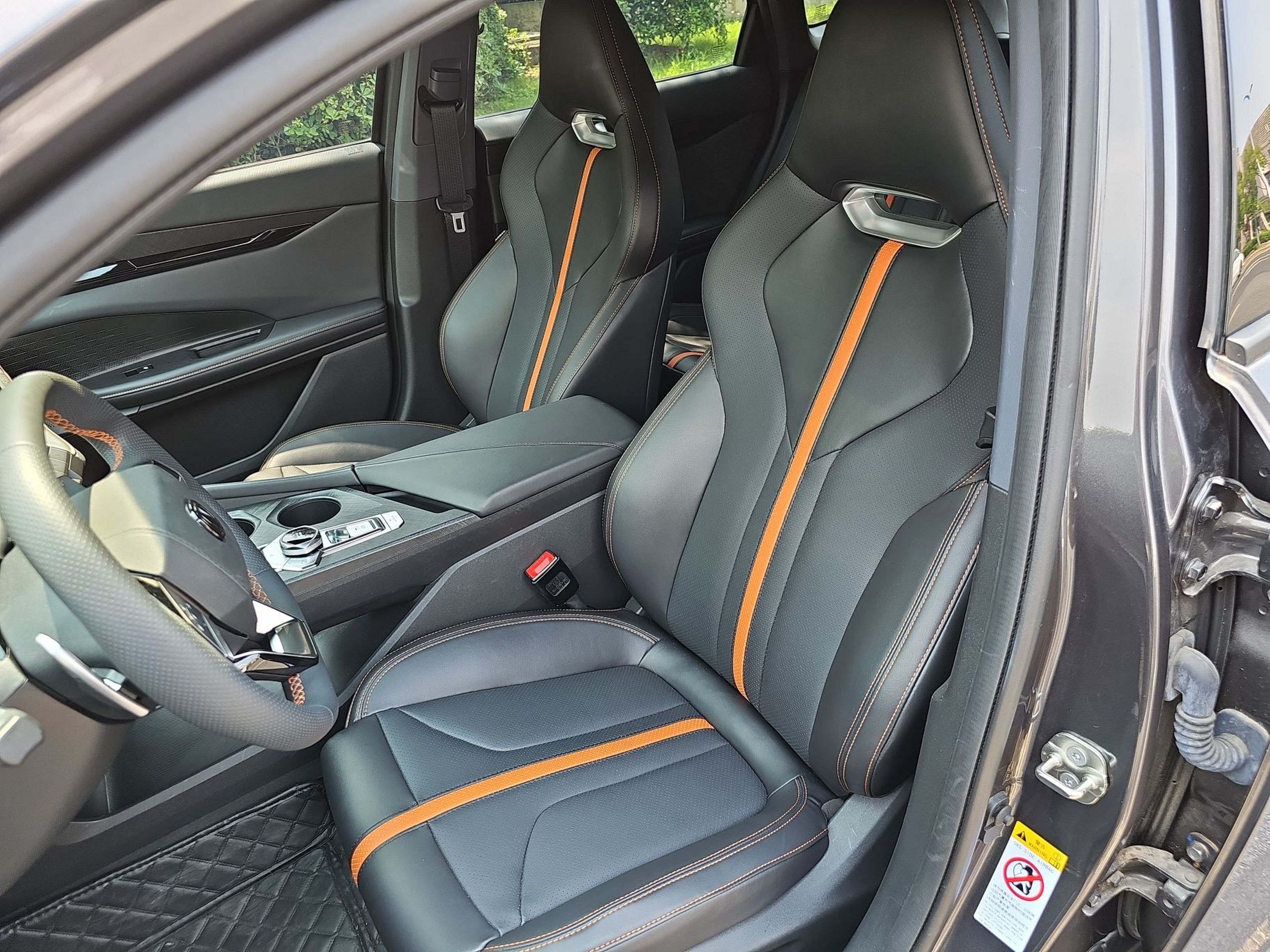 Avant de la voiture