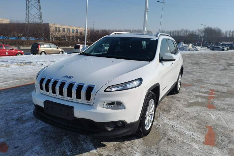 Used Jeep Cherokee 2016 2.4L Leading Smart Version