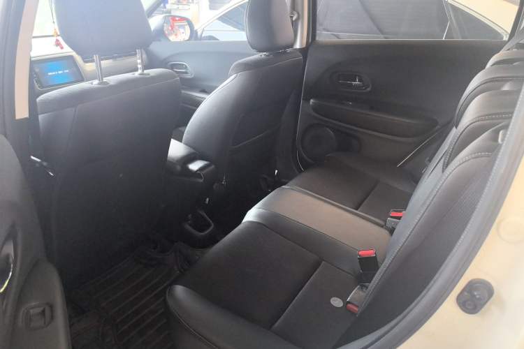 Used Honda Vezel 2020 1.5L CVT Pioneer Edition
