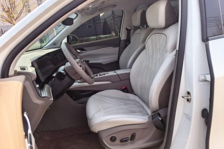 Used Roewe RX9 2023 2.0T Two-Wheel Drive Enjoyment Version Left Front Seat