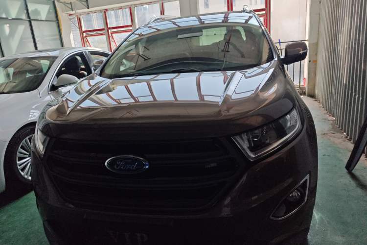 Used Ford Edge 2017 EcoBoost 245 Two-Wheel-Drive Sporty 7-Seater