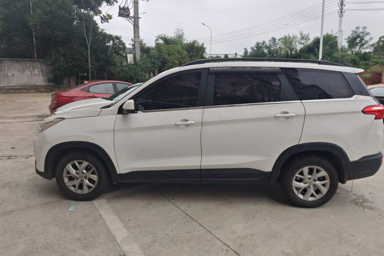 Used Wuling Hongguang S3 2019 Automatic Clutch Version 1.5L Manual Comfort Model China V Standard