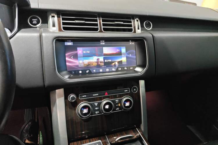 Used Land Rover Range Rover 2017 3.0 SC V6 Vogue