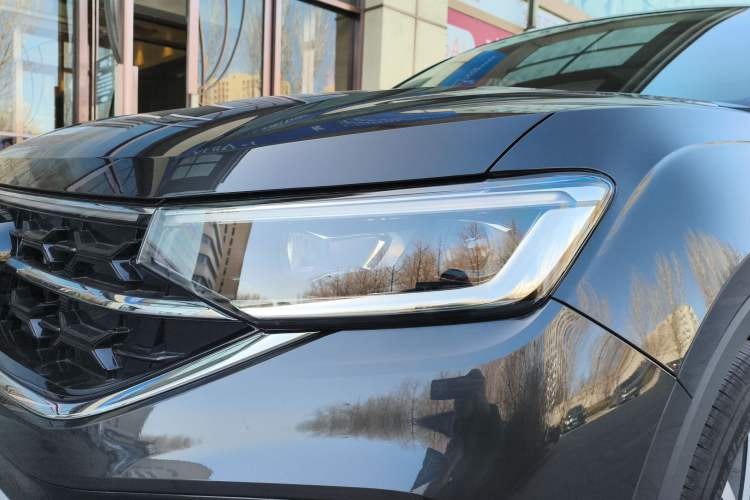 Used Volkswagen Tayron 2025 Facelifted Model, Popular Version, 300TSI Exterior 3