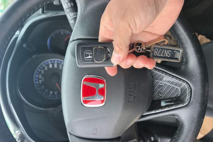 Used Honda Fit 2018 1.5L CVT Comfort Version Interior 8