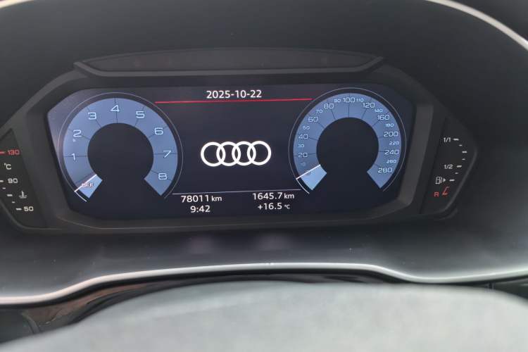 Used Audi Q3 2020 40 TFSI Fashion Dynamic Model
