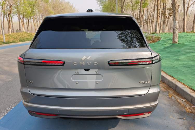 Used ONVO Luxeed L90 2025 Model—Max Six-Seater Version Exterior 3