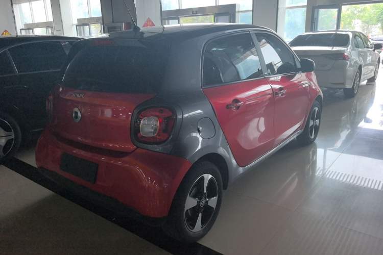 Used smart forfour 2016 1.0L 52 kW Passion Edition