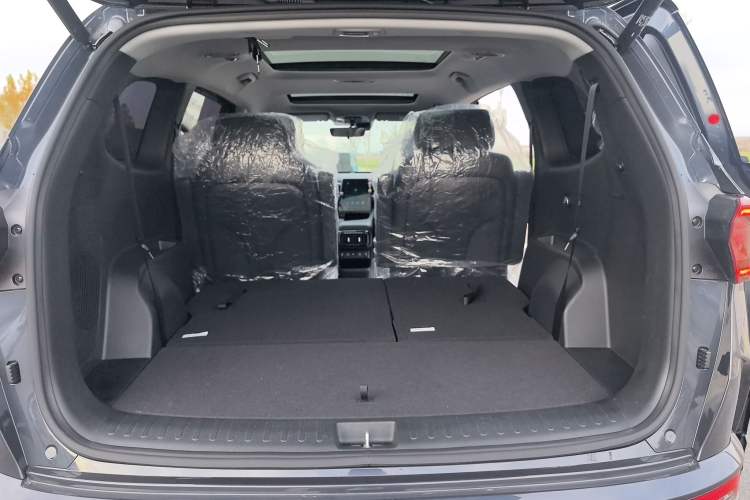 Used Hyundai Custo 2024 270TGDi TOP Smart Luxury Flagship Edition
