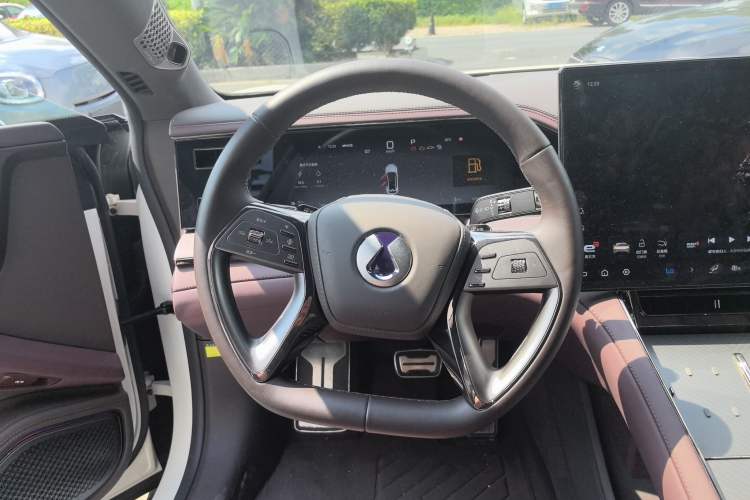 Used Denza Z9GT 2024 1100 Four-Wheel Drive Ultra Version