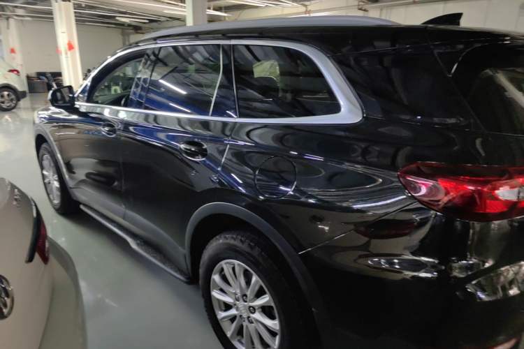 Used Buick Enclave 2020 28T Two-Wheel Drive Luxury Version
