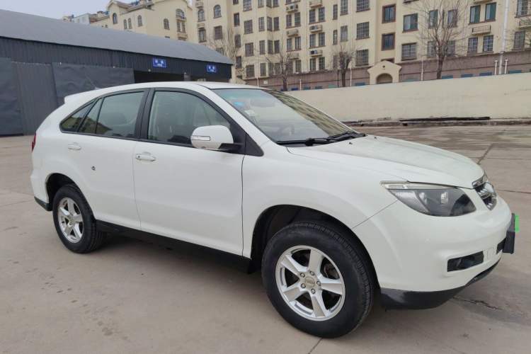 Used BYD S6 2014 2.0L Manual Luxury 5-Seater