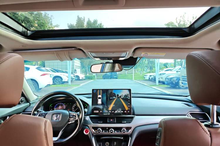 Used Honda Accord 2018 Rui Hybrid 2.0L Rui Ling Edition China VI
