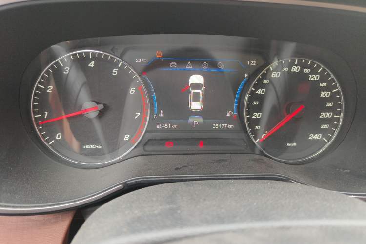 Used FAW Senya R9 2018 1.2T Automatic Luxury Smart Edition