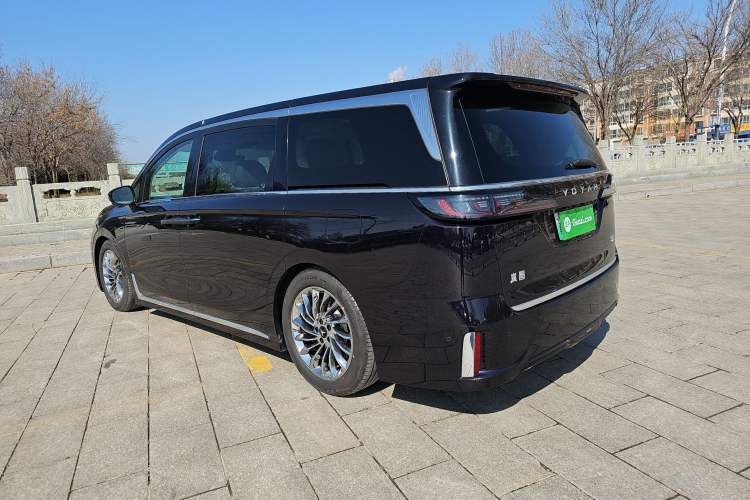 Used VOYAH Dream 2024 PHEV Ultra-Long Range Flagship Edition