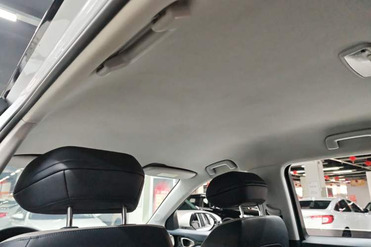 Used Baojun RM-5 2019 1.5T CVT 24-Hour Online Luxury Version 6 Seats
